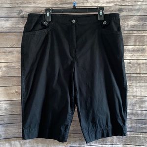 JM Collection clam diggers Capri pants